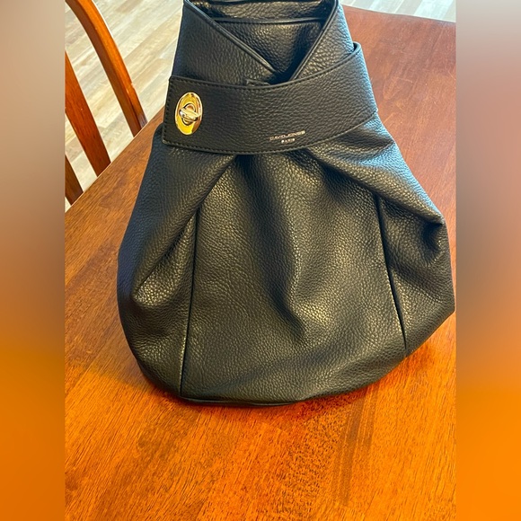 David Jones Paris Black Turn Lock Clasp Zipper Backpack - Picture 3 of 5